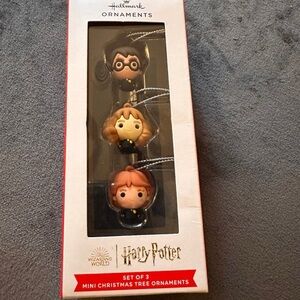 Hallmark Wizarding World Mini Ornaments Set - Black, Brown, Orange